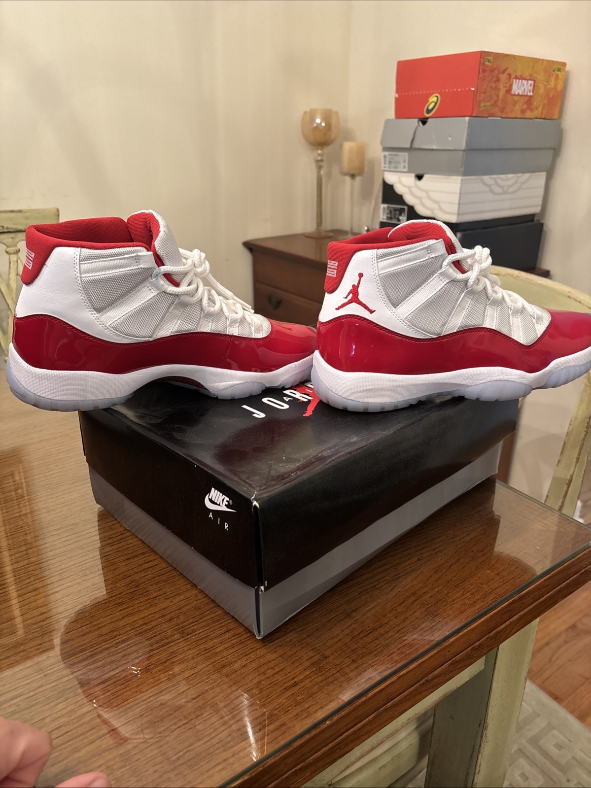 Air Jordan 11 Cherry