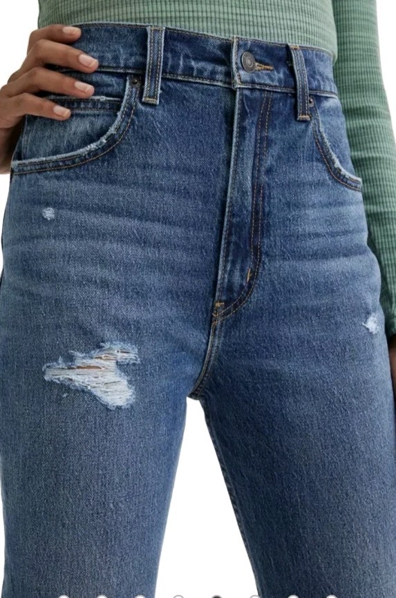 NWT Women’s 28 X 30 Levi’s 70’s High Rise Flare Jeans Med. Wash Denim Big E Tag