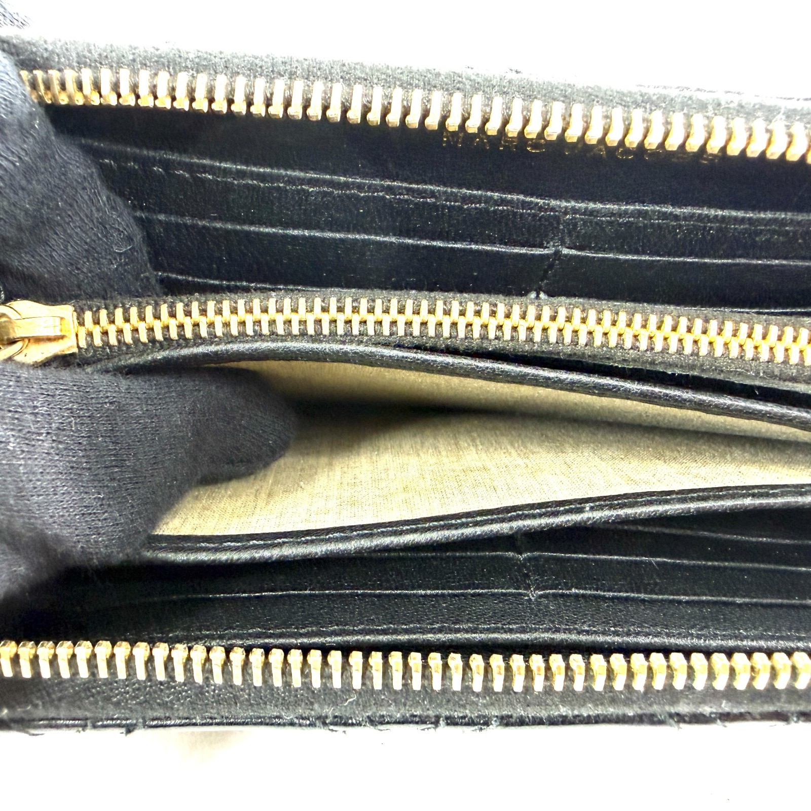 Marc Jacobs Black Quilted Leather Large Zip Around Wallet Clutch Brass Push Lock