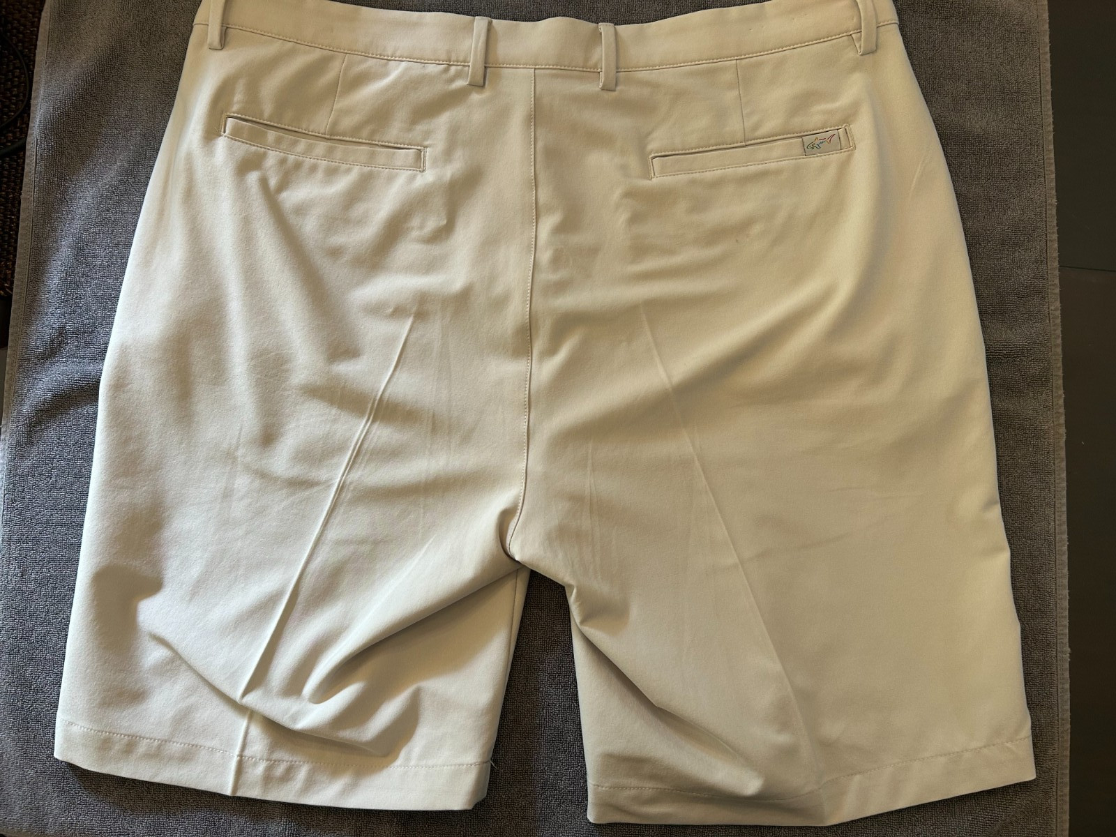Greg Norman Golf Shorts Men Size 38 Beige Stone Flat Front Polyester