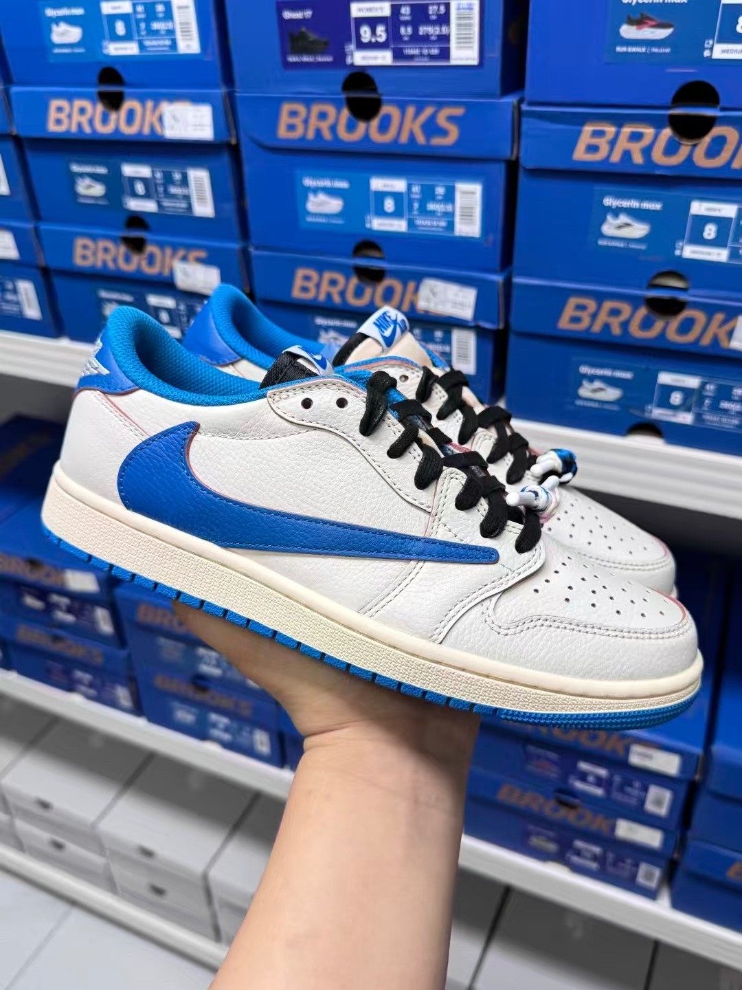 DM7866-104 Fragment Design x Travis Scott x Air Jordan 1 Retro Low Free shipping