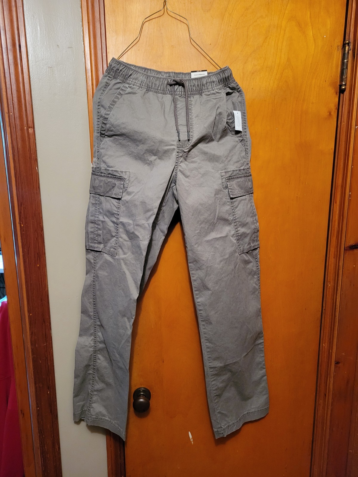 New No Boundaries Men’s Cargo Pants Light Grey XS (27)