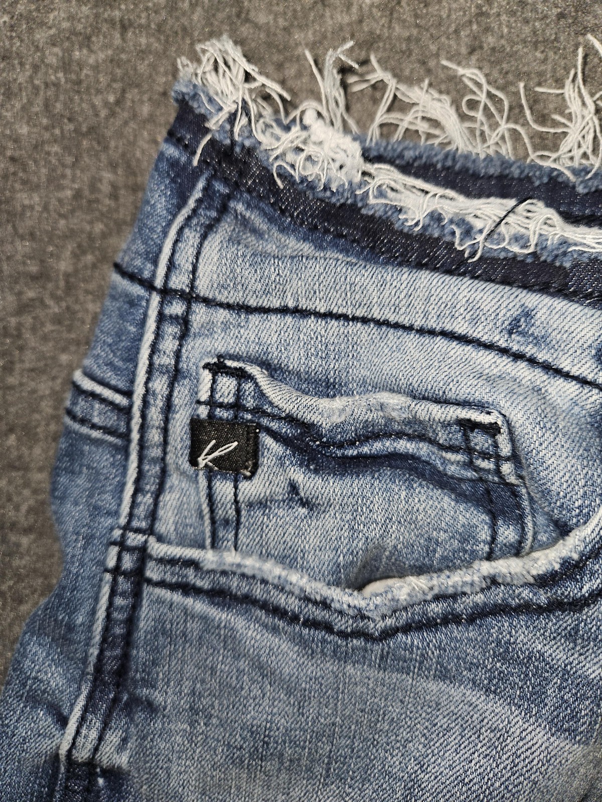 KanCan Jeans Womens 11/29 Blue High Rise Button Fly Distressed Raw Hem Denim