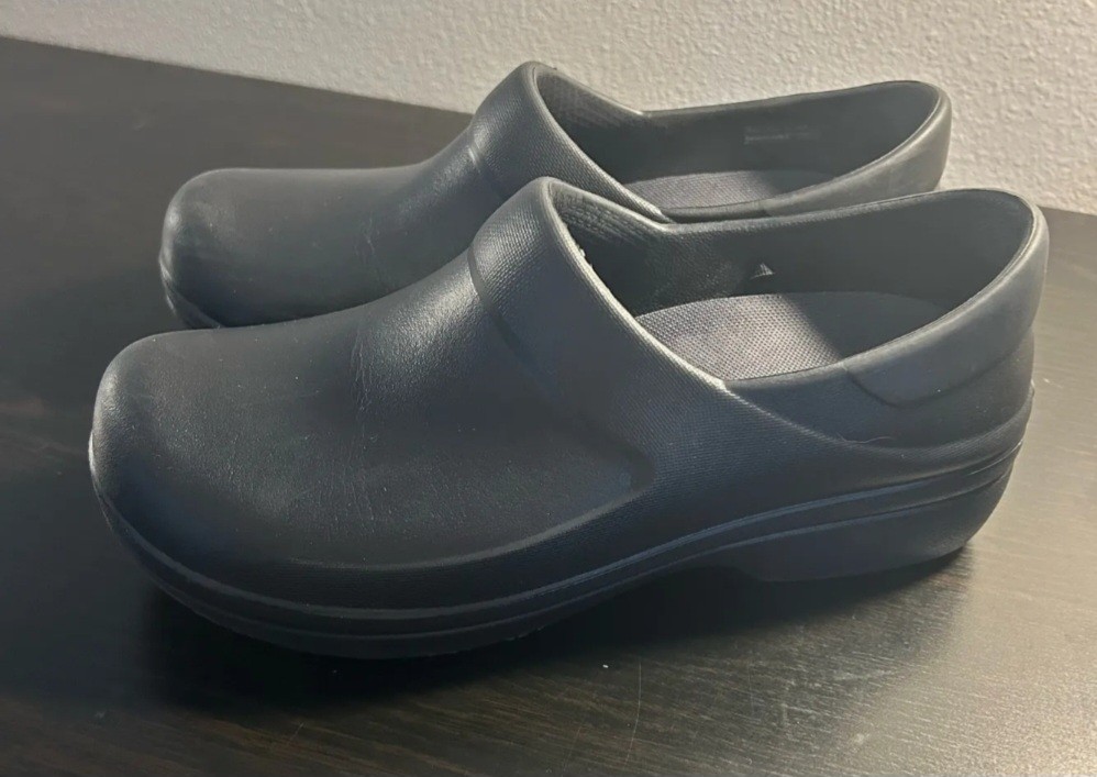 SANITIZED CROCS for ELDERLY or daily work wear US W9 M7, UK W7 M6, EUR 39-40