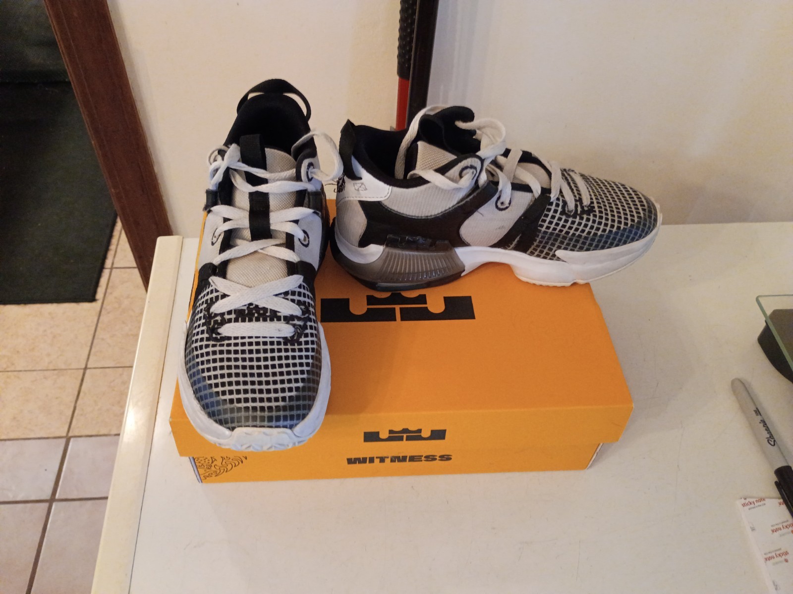 Size 3.5 – Nike LeBron Witness 7 White Black