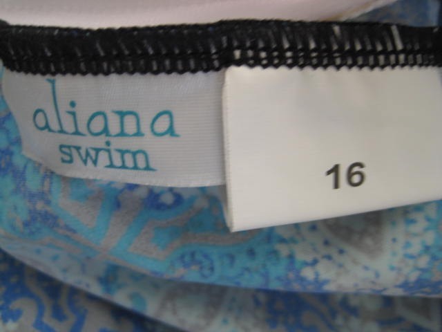 Aliana Shades of Blue Geometric One Piece Swimsuit Size 16 NWT