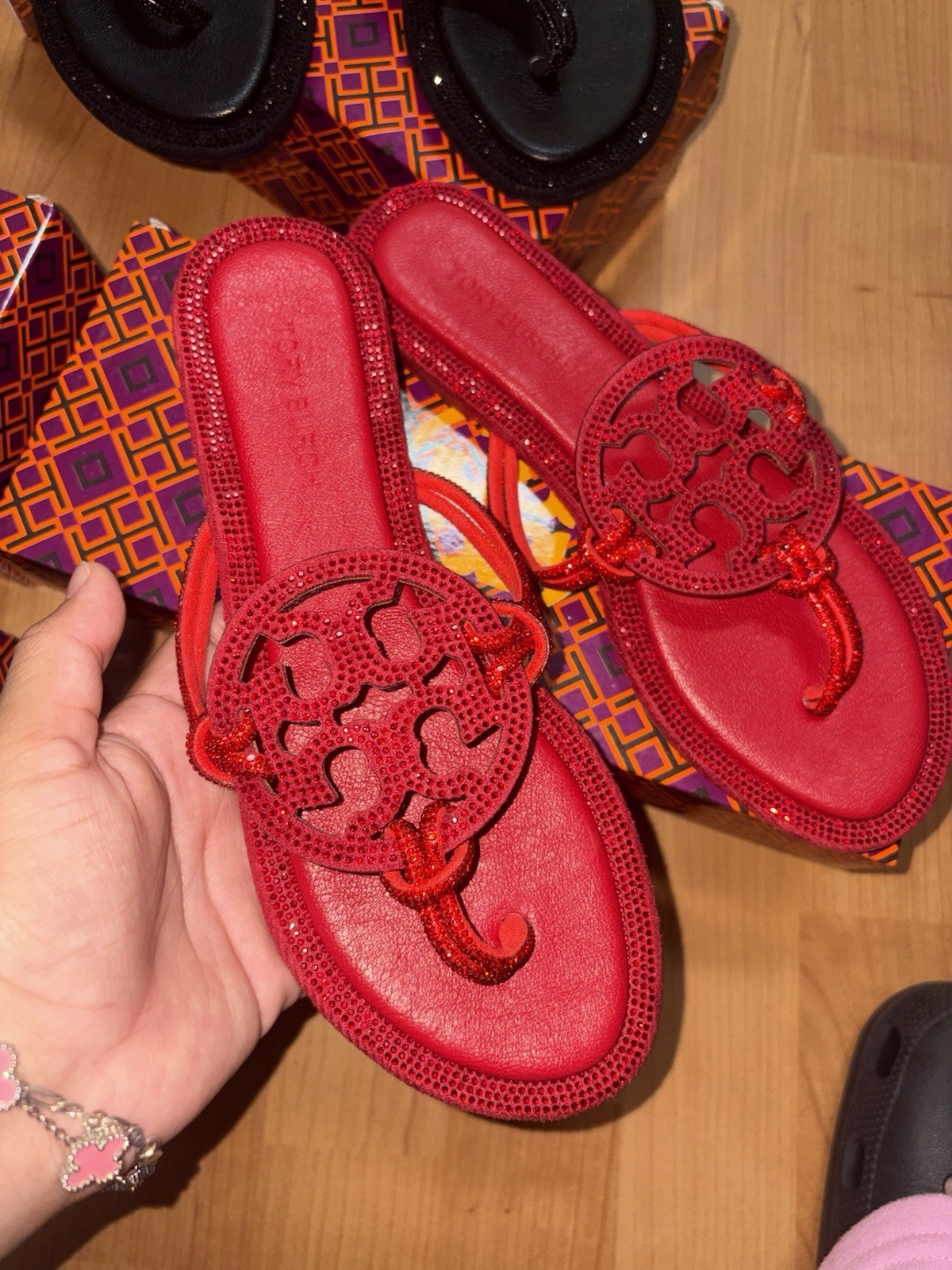 Tory Burch Women’s Red Leather Slip-On Thong Sandals Rhinestone Logo 6