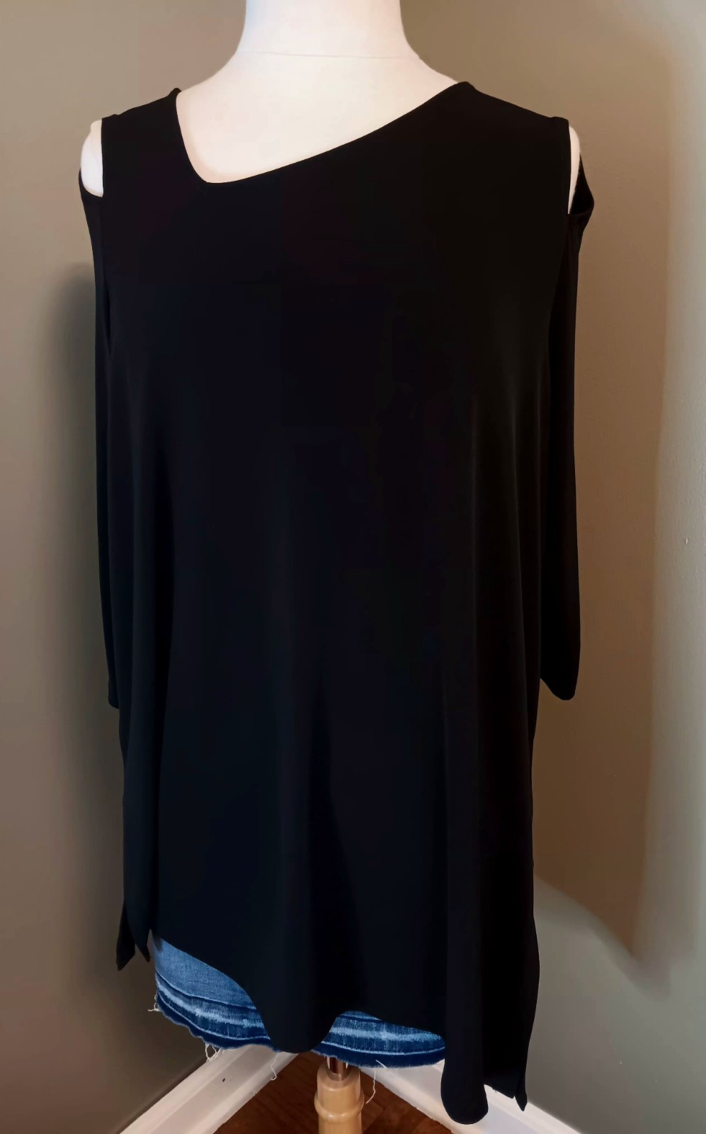 Alfani NWT Women’s Black Asymmetrical Tunic Shirt Size Large