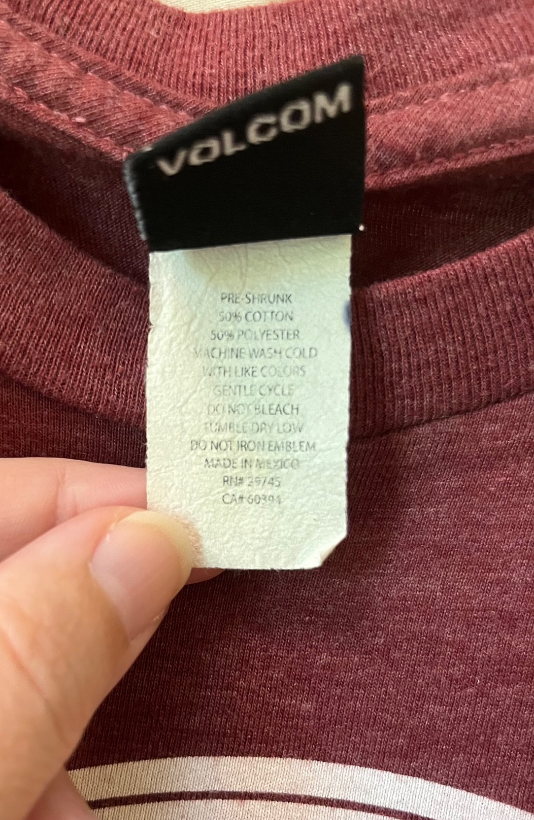 VOLCOM T-SHIRT S small Modern Fit Dark Red Burgundy Heather cotton/poly surf