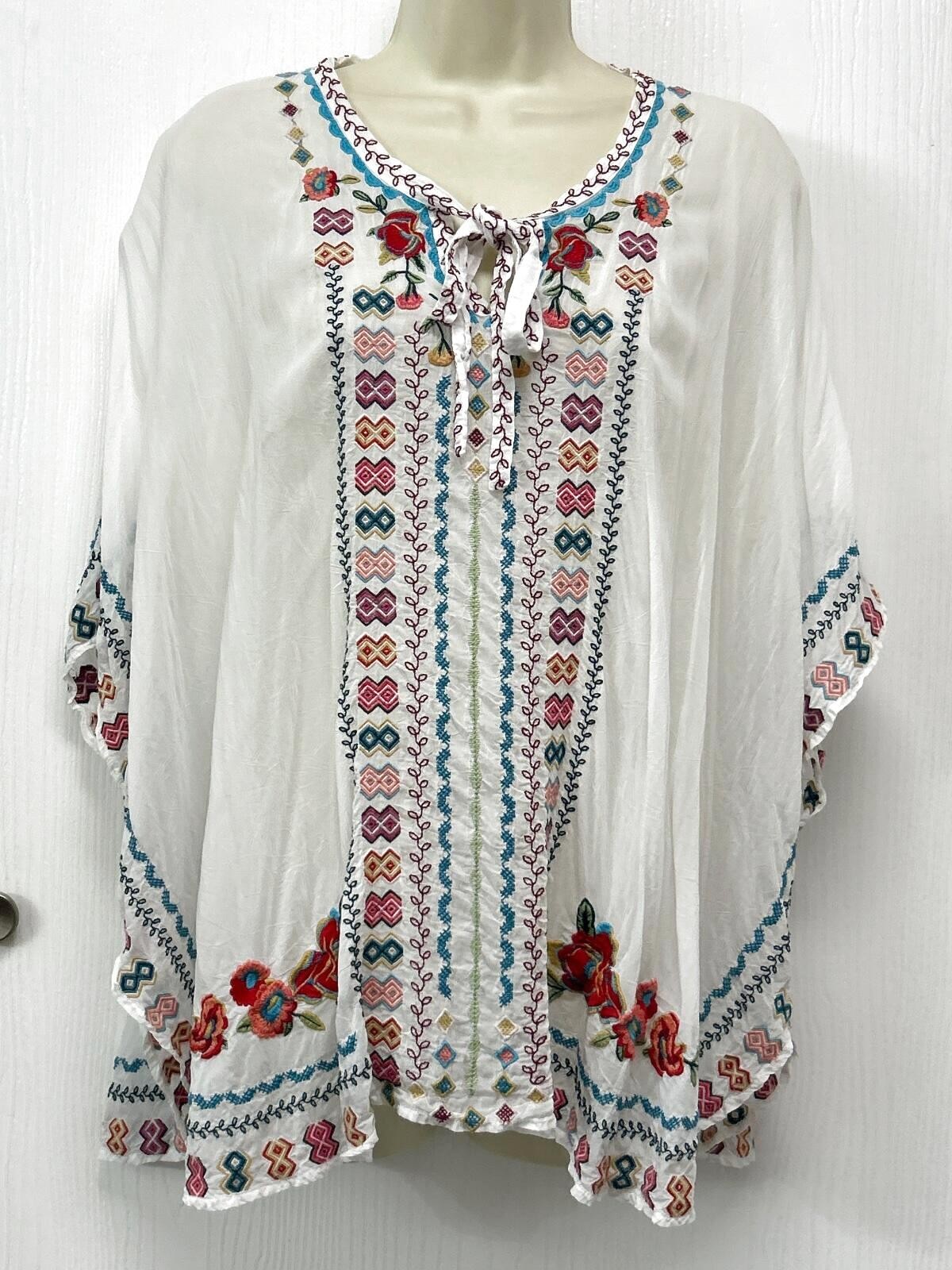 Johnny Was Kaftan Top Size Medium Rayon Blend Embroidery Tie Neck Sheerness