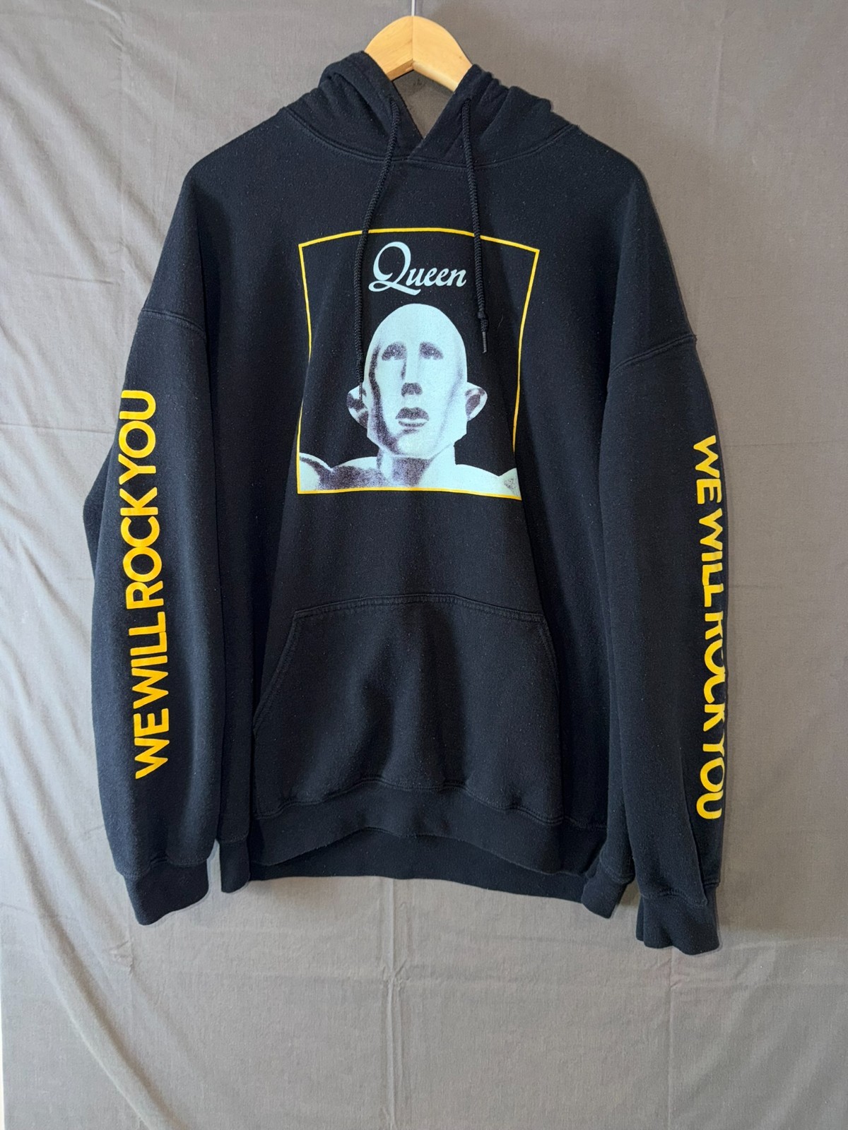 Queen Official Merch Hoodie Black “We Will Rock You / We Will Rise” Graphic XL