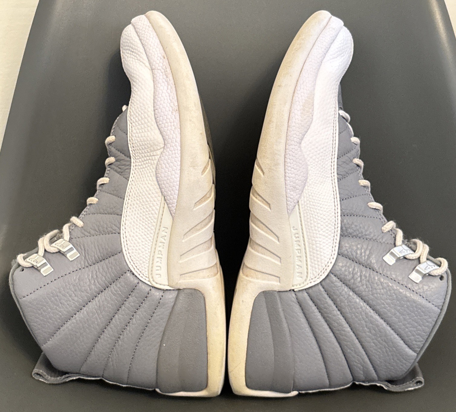 Air Jordan 12 Stealth White And Gray Men’s Size 9.5