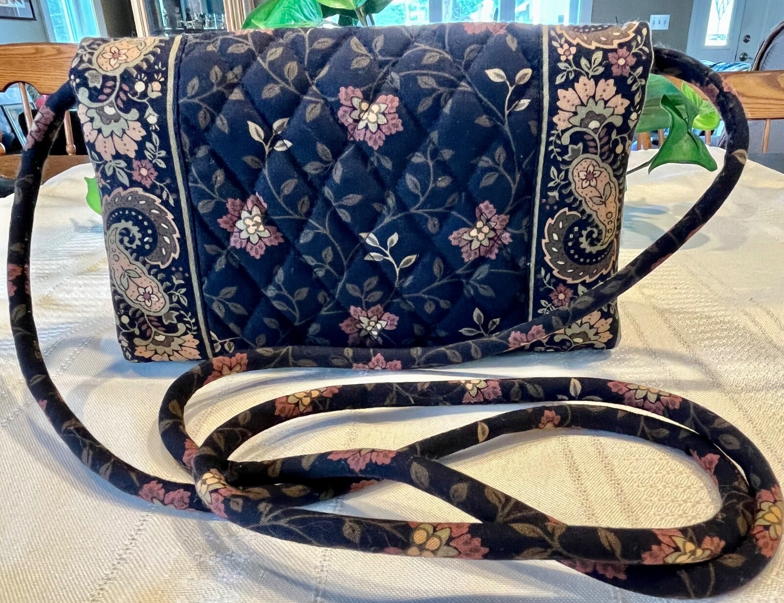 Vera Bradley Vintage Crossbody Organizer Black Walnut Wallet with Strap 1999 US