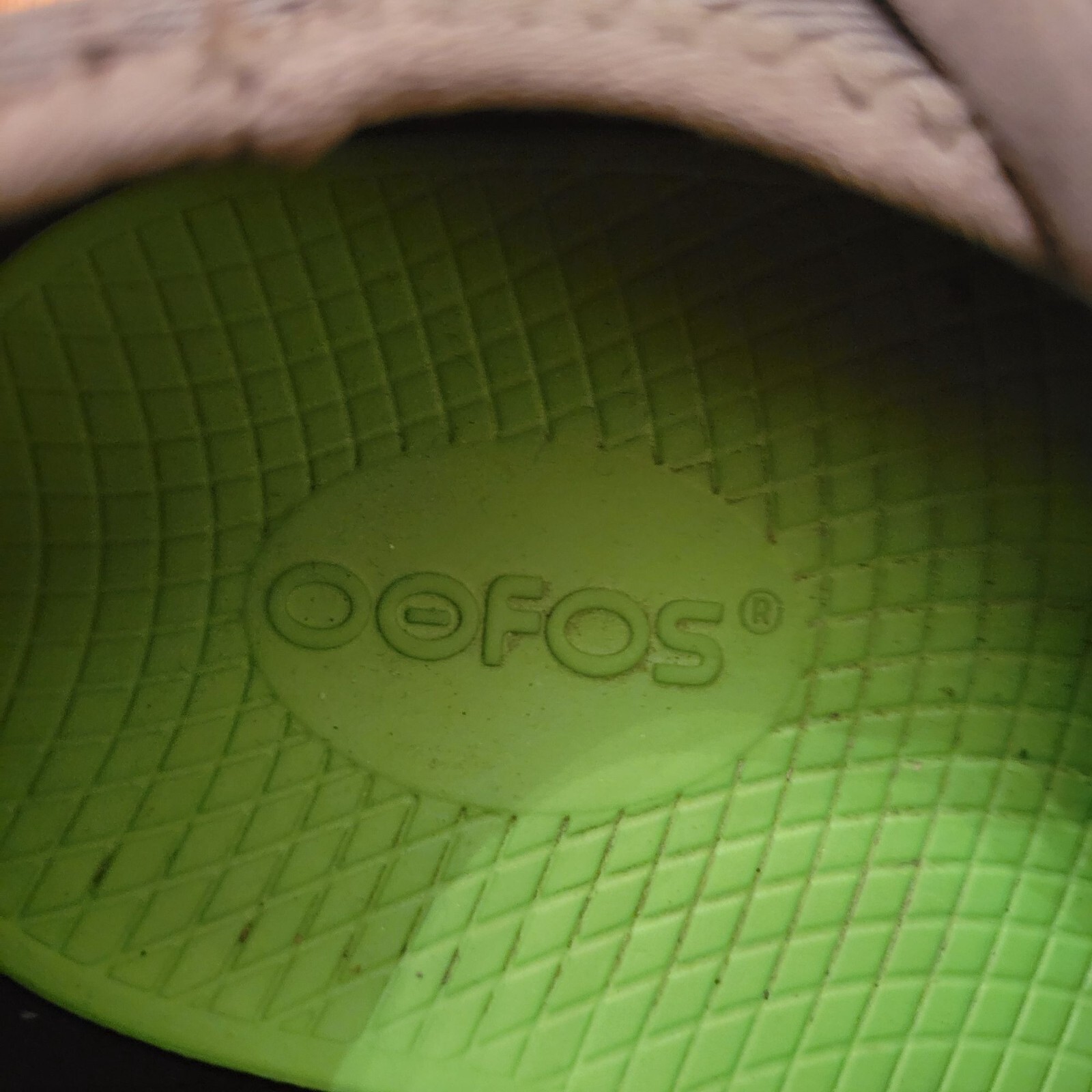 Oofos Gray Walking Sneakers OOfoam Sole 9.5 Volcanic Ash OOmg Sport LS