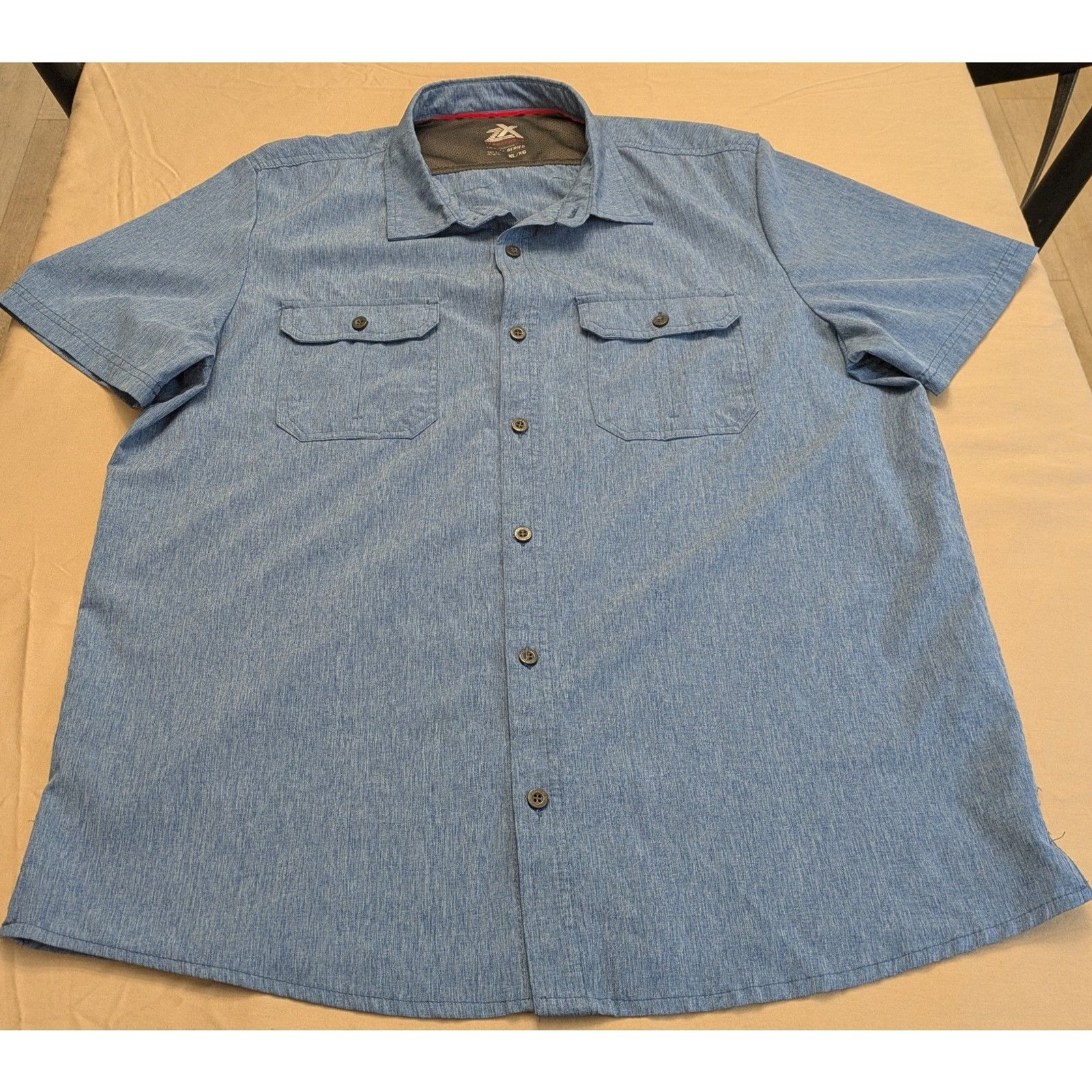 Zeroxposur Blue Short Sleeve Performance Button Up Athletic Shirt Men’s XL