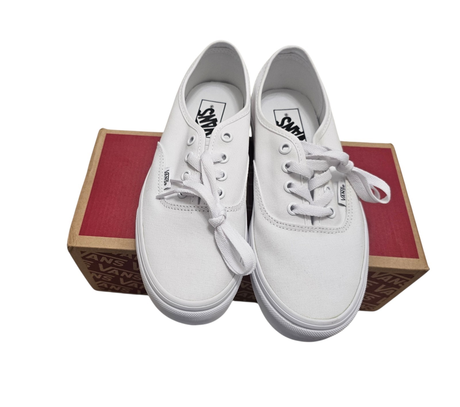 New In Box Vans Authentic True White Unisex M6 W7.5