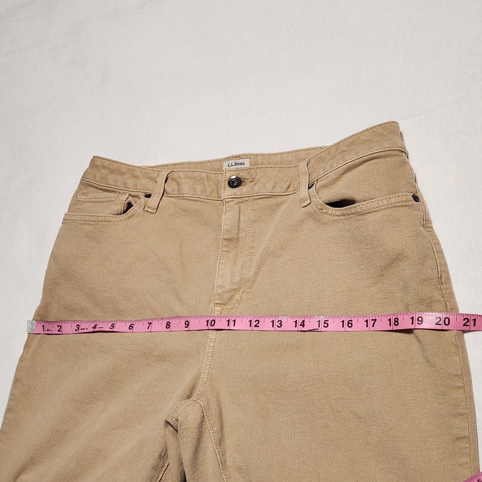 LL Bean Classic Fit Womens 14 Petite Tan Khaki Stretch Denim Jeans Straight Leg