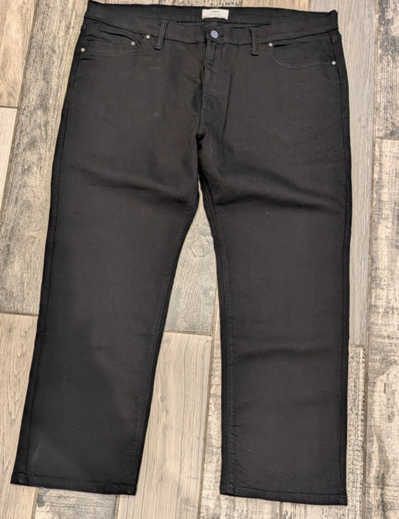 NEW M & S black stretch straight fit jeans W 44 L 29