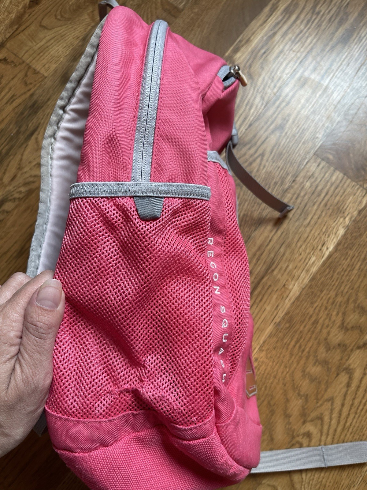 The North Face Recon Squash Backpack School Book Bag Youth Smal Travel Camp
