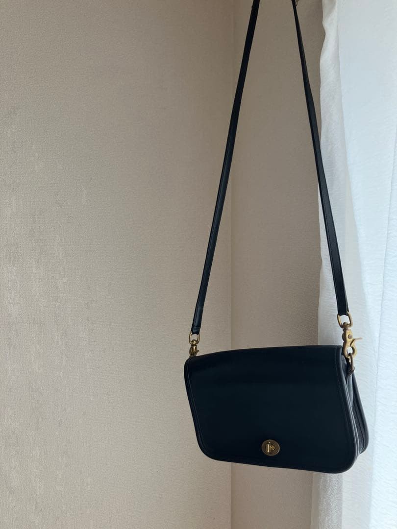 Coach Old Leather Shoulder Bag Black 9.3 x 5.9 x 1.4 inches Used