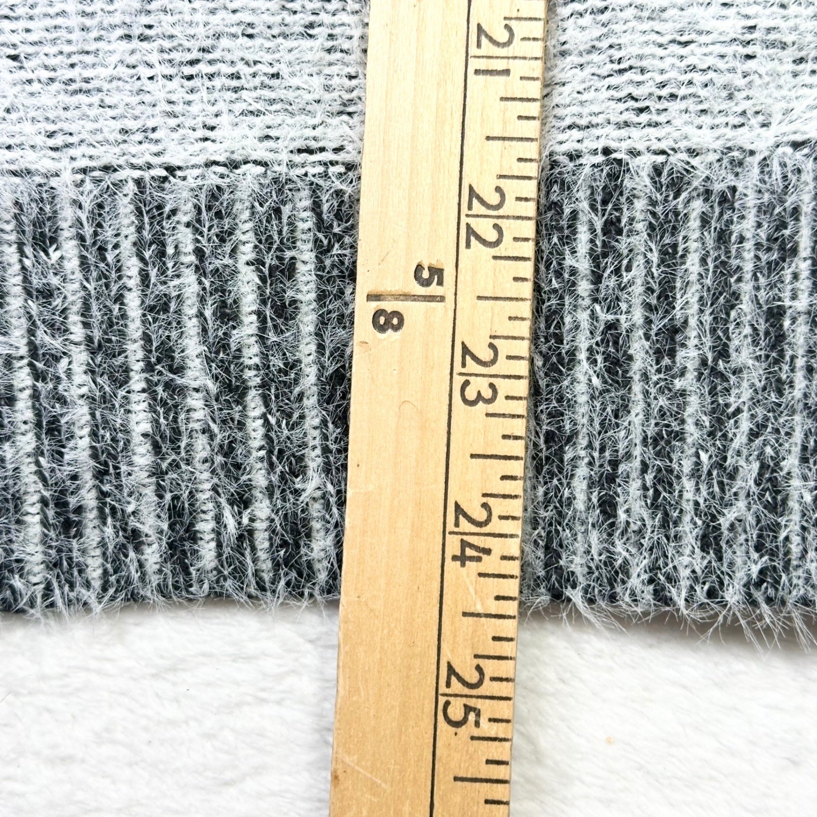 FATE Color Block Sweater Womens Size L White Gray Black Acrylic Blend Knit