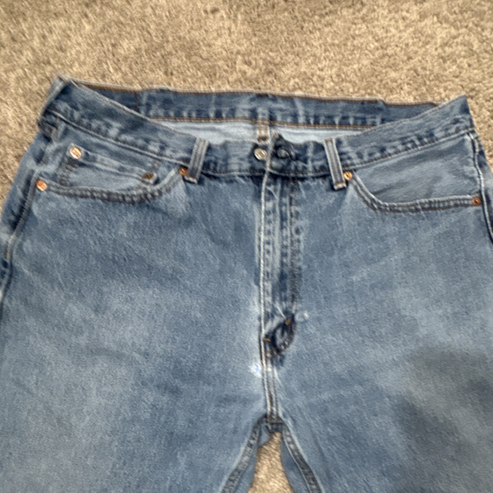 Levi’s 500 Series Men’s 505 Straight Blue Medium Wash Denim Jeans 5-Pocket