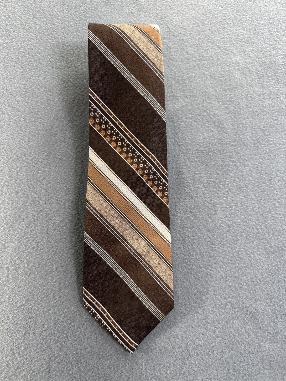 VINTAGE Trevira Funky Mod Brown Stripe Mens Necktie 3″ Retro