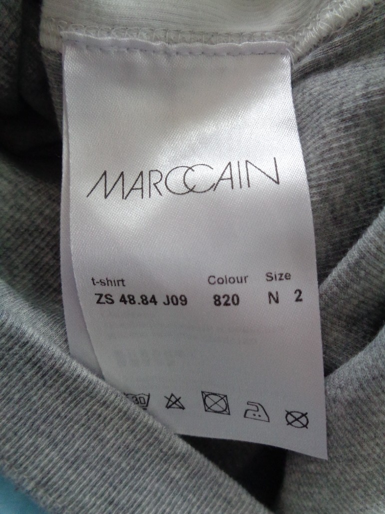 MARC CAIN GREY AND WHITE LONG SLEEVE POLAR BEAR PRINT T-SHIRT – SIZE 10 (N.2)