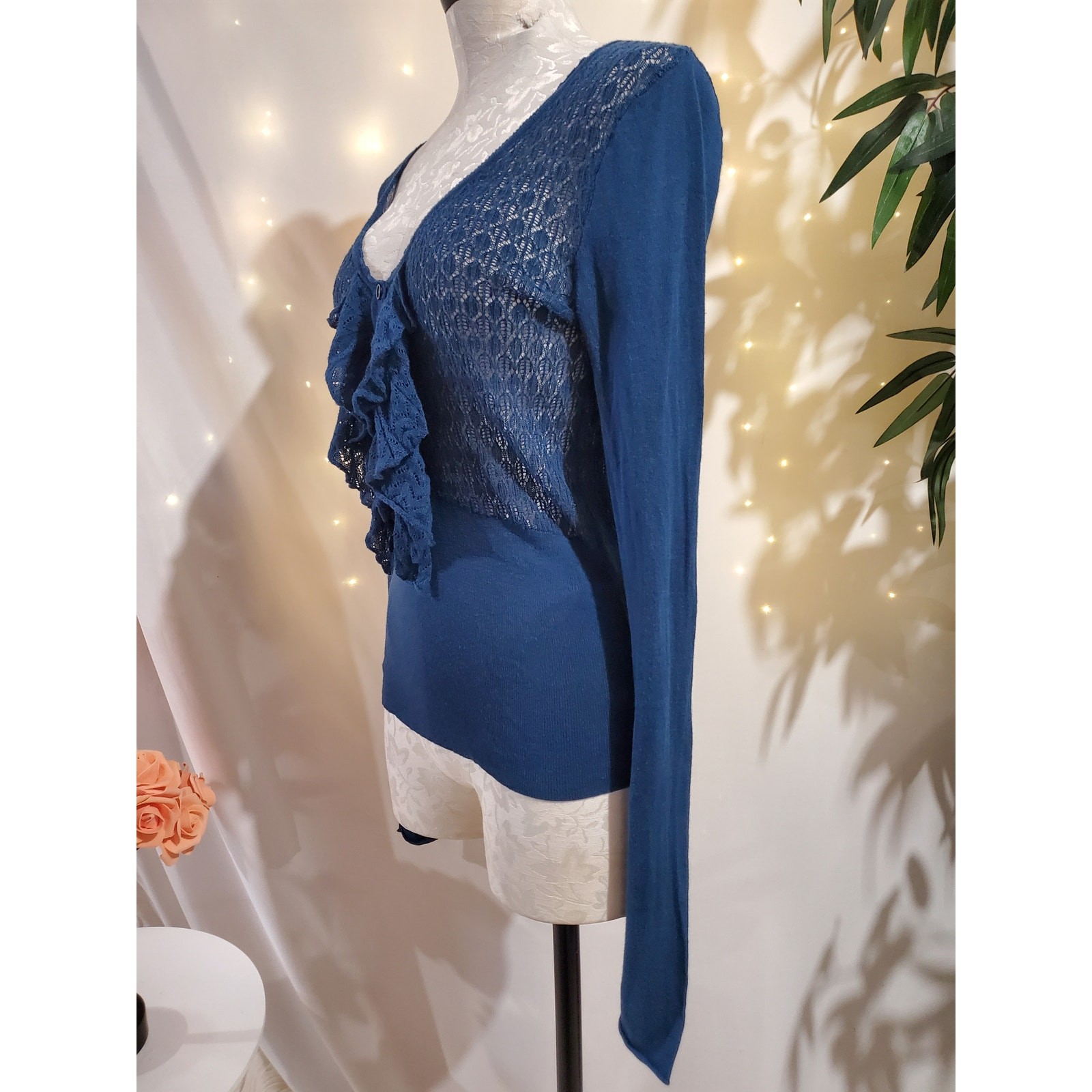 Free People Crochet Ruffle Button V-Neck Sheer Knit Sweater Womens Size S Blue