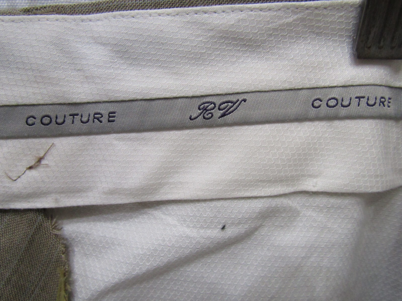 MENS COUTURE RV PLEATED CUFFED BEIGE PINSTRIPED PANTS SIZE 34X32