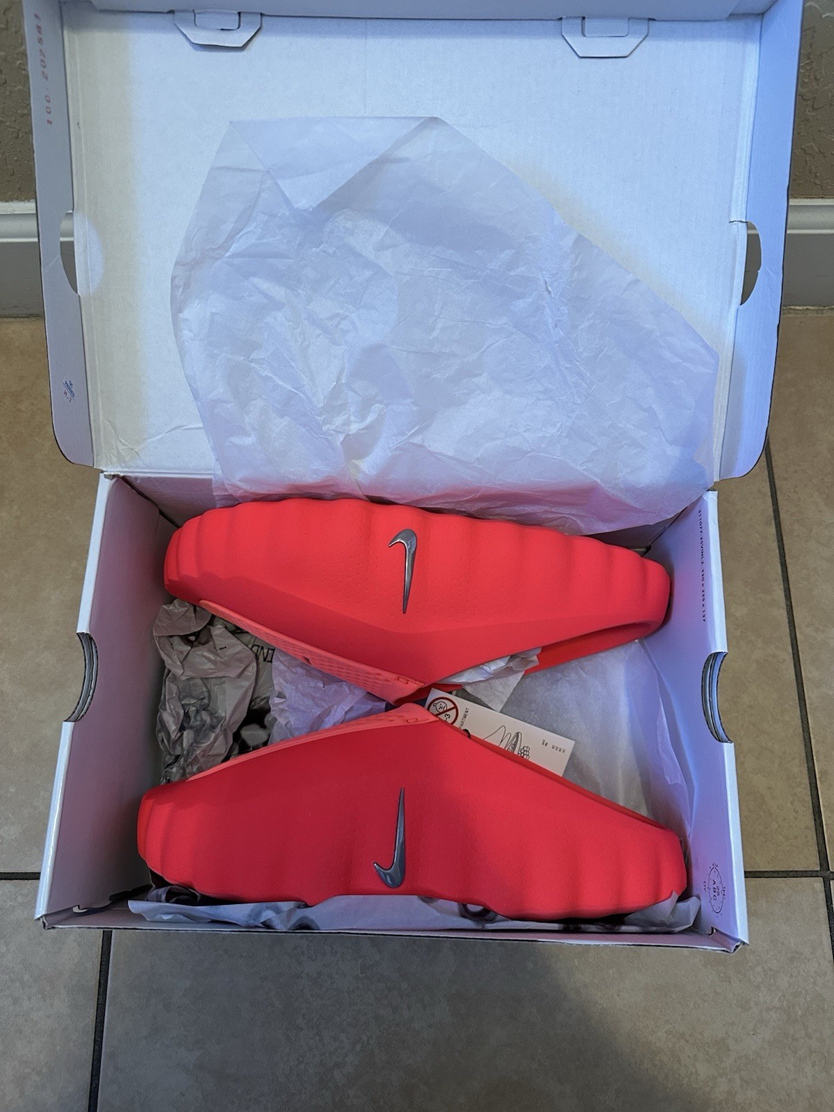 Nike Mind 001 Men’s Slides size 12, Solar red New
