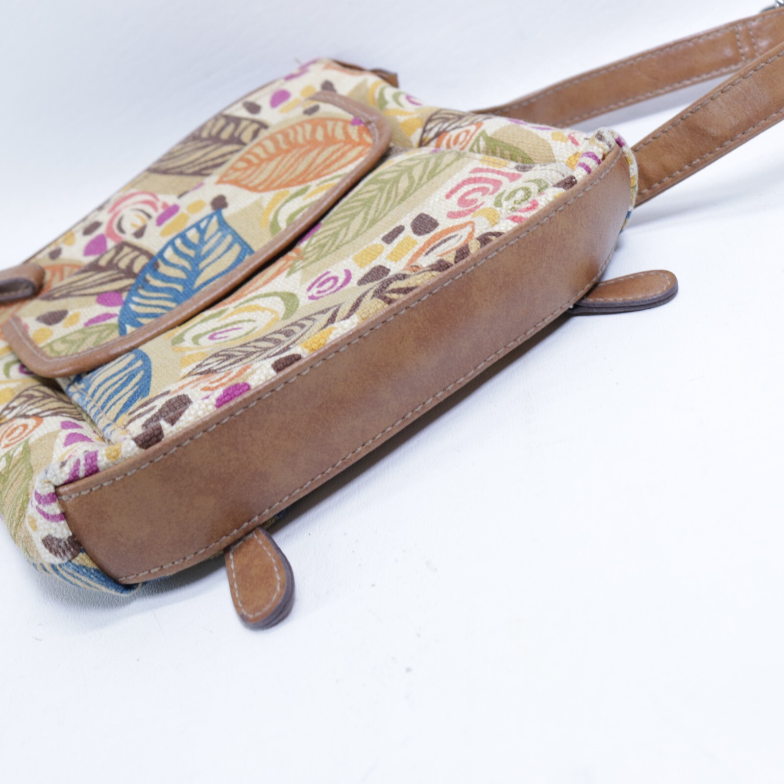 Relic Crossbody Handbag S Multicolor Floral Canvas Nylon Organizer Pockets Cards