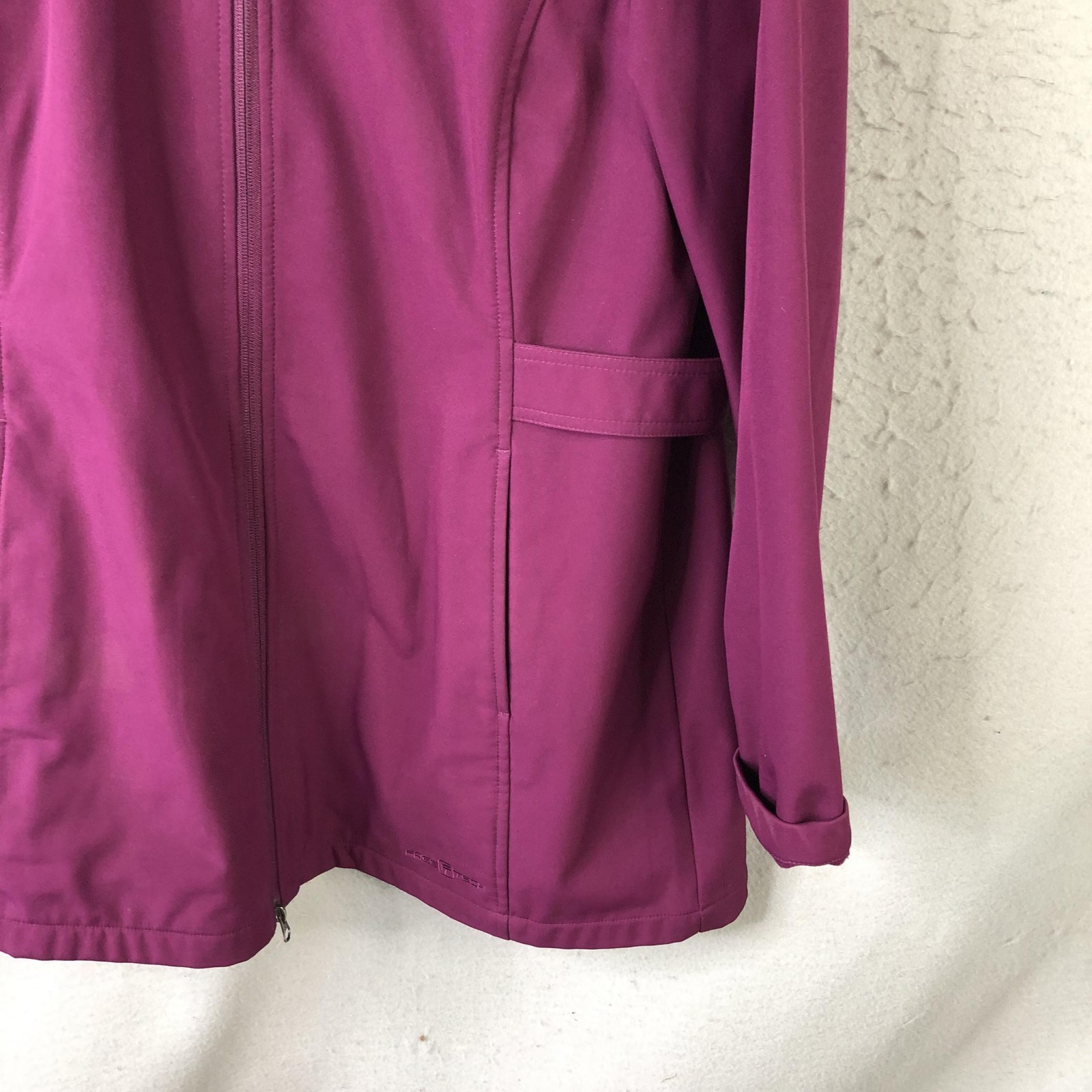 FreeTech Coat Womens L Purple Softshell Hooded Rain Zip Pockets Berry Parfait
