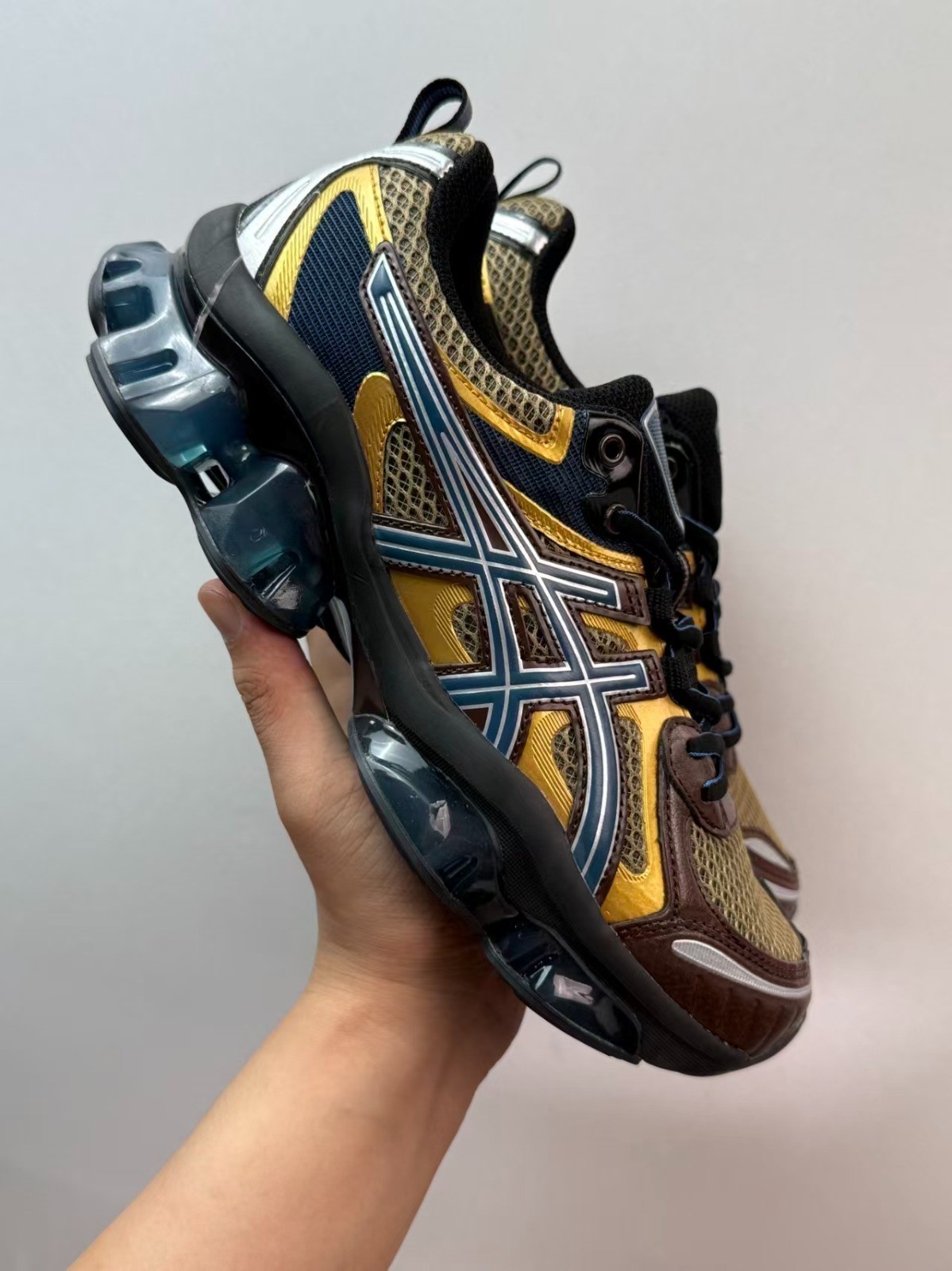 Asics Gel Quantum Kinetic Men Running Shoes Brown Gold Mesh Trainers