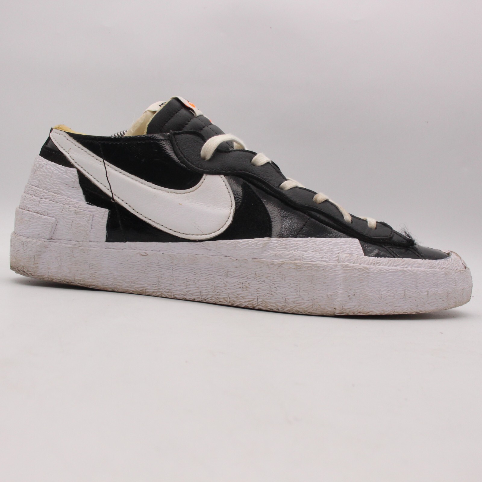 Nike x Sacai Blazer Low Men’s Size 11.5 Black White Patent Leather DM6443-001