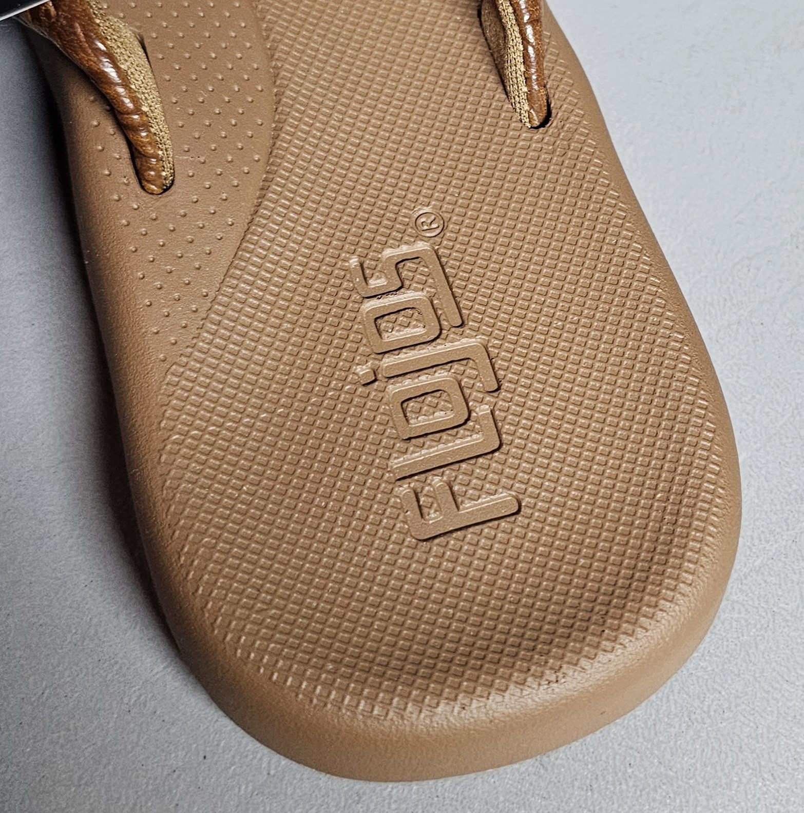 Flojos Rosita Flip Flops Sandals Memory Foam Footbed Tan Artisan Womens 8 new