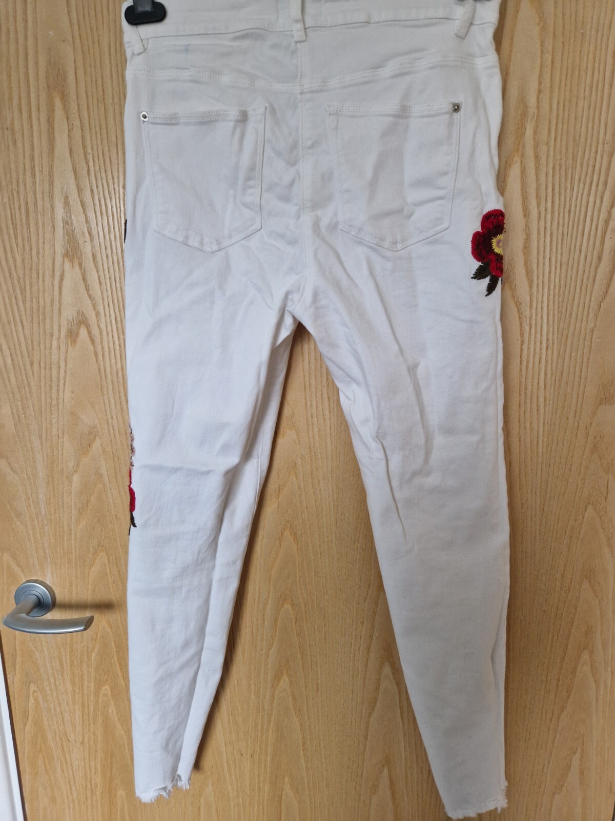 Matalan Floral print White Skinny Jeans Trousers. Cotton Ankle Length Size 10
