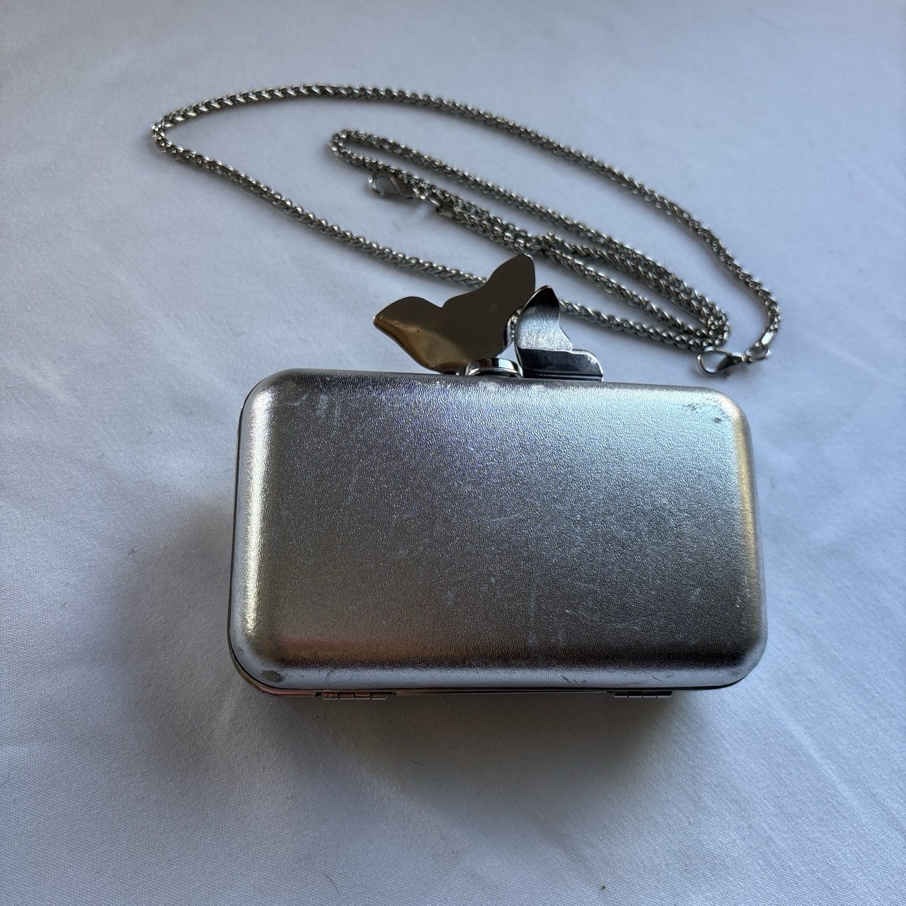 Karen Millen Silver Metallic Clutch Butterfly Clasp Chain Strap