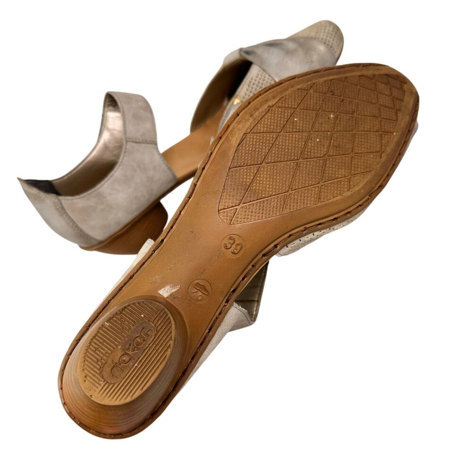 Rieker women’s antique gray perforated leather Mary Jane shoes size EU 39