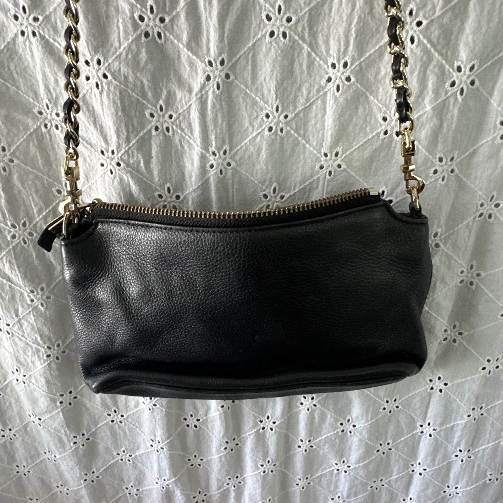Tory Burch Black Small Crossbody Bag Chain Strap Zip Top Logo Gold Hardware