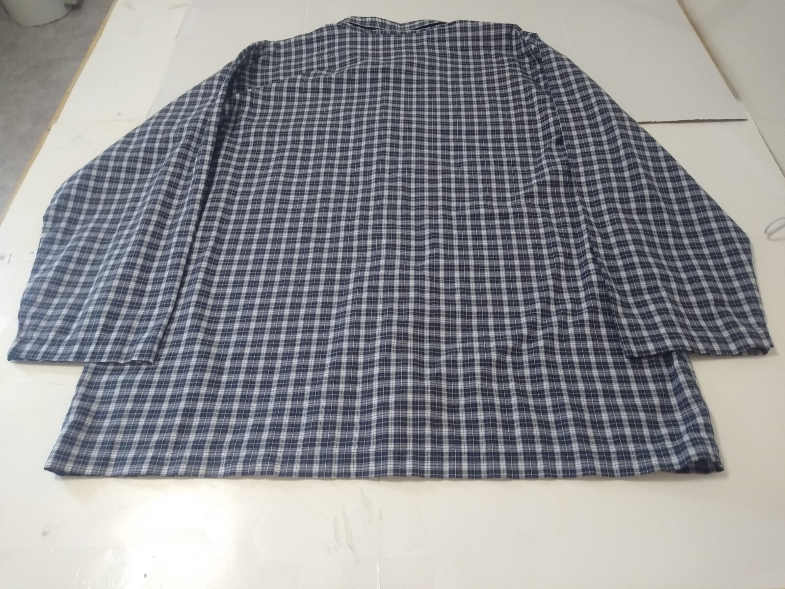 Polo by ralph Lauren no cuff long sleeve single pocket button up shirt