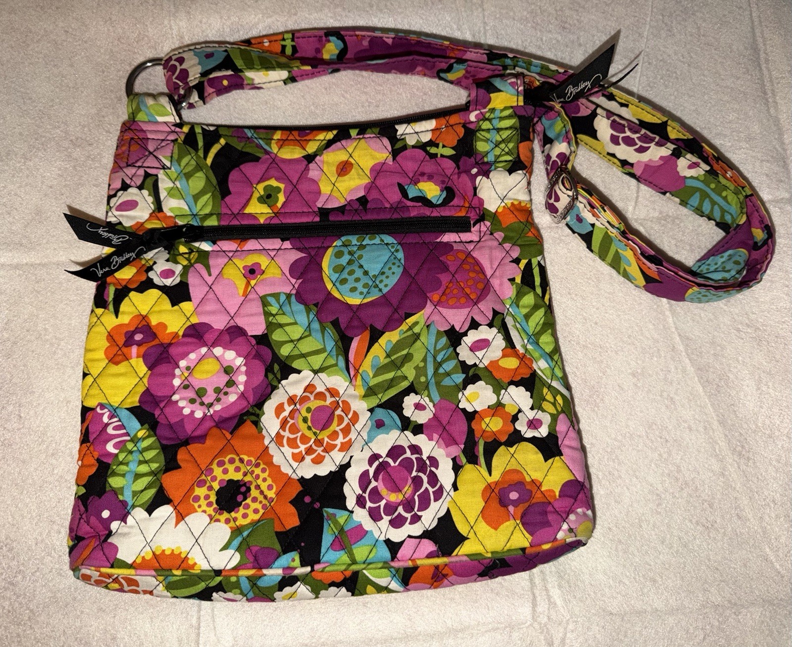 Vera Bradley VaVa Bloom Crossbody Hipster Purse Handbag Adjustable Strap Retired