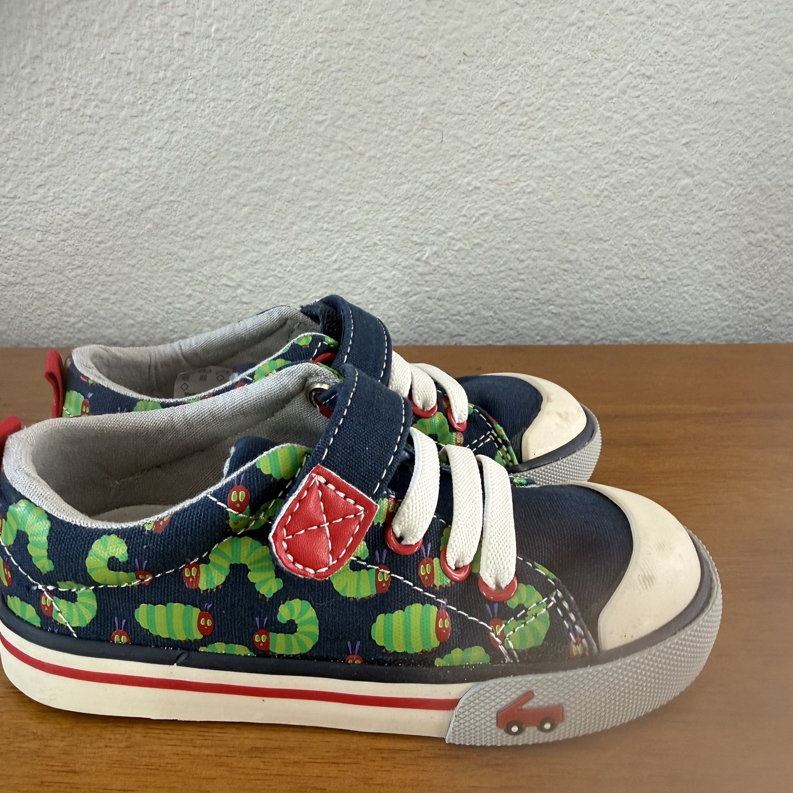 NEW See Kai Run Shoes Sz 10 Stevie The Very Hungry Caterpillar Eric Carle