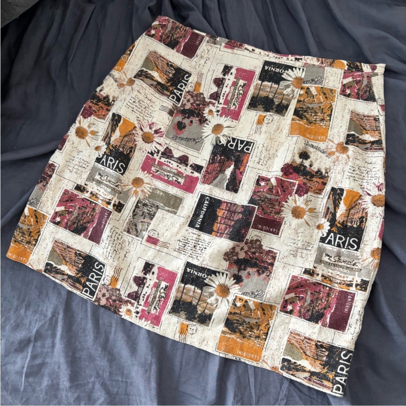 Urban Outfitters Paris Print Mini Skirt – XS