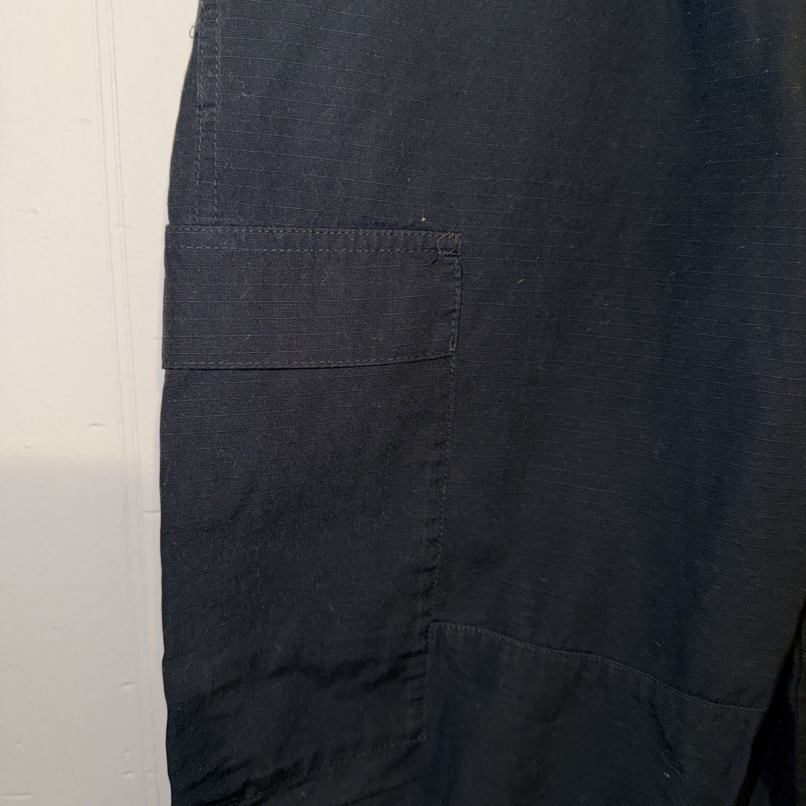 Nike Men’s Black Cargo Pants Size S Regular Pull On Elastic Waist Pockets