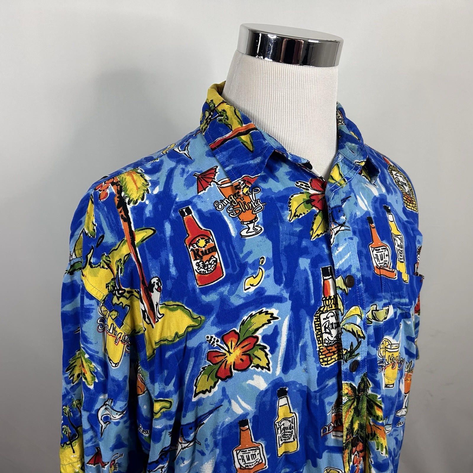 Big Dogs Large Hawiian Aloha Shirt Floral Rum Cocktail Drinks Blue 100% Rayon