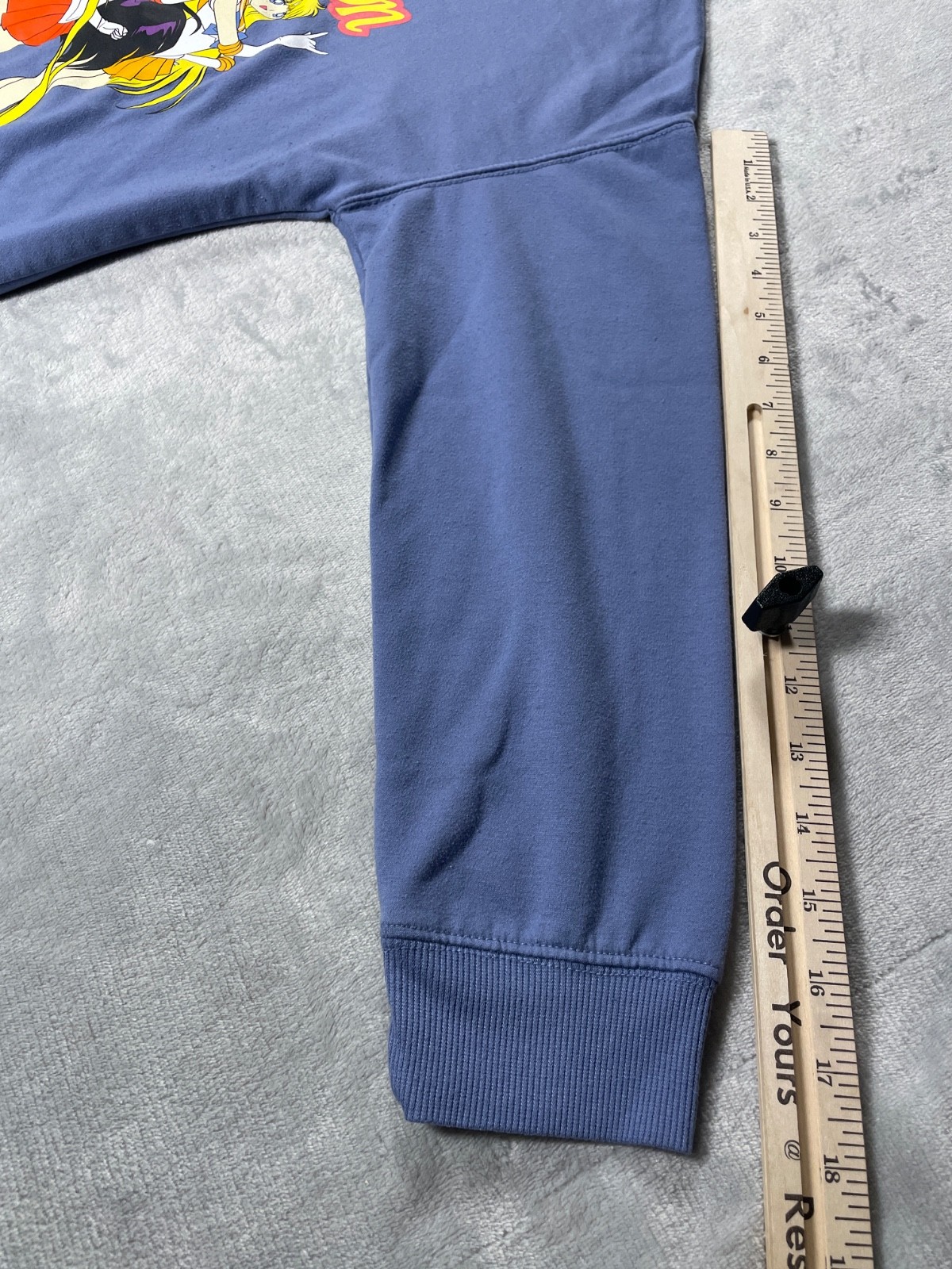 Sailor Moon Sweatshirt Women L Blue Crewneck Graphic Anime Manga Toei Animation