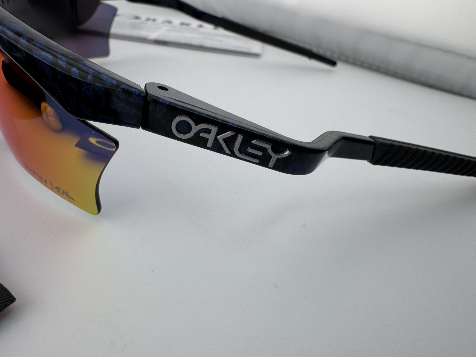 OAKLEY MUMBO BRAIN DEAD M FRAME PLANET X PRIZM ROAD HYBRID SUNGLASSES OO9435-07