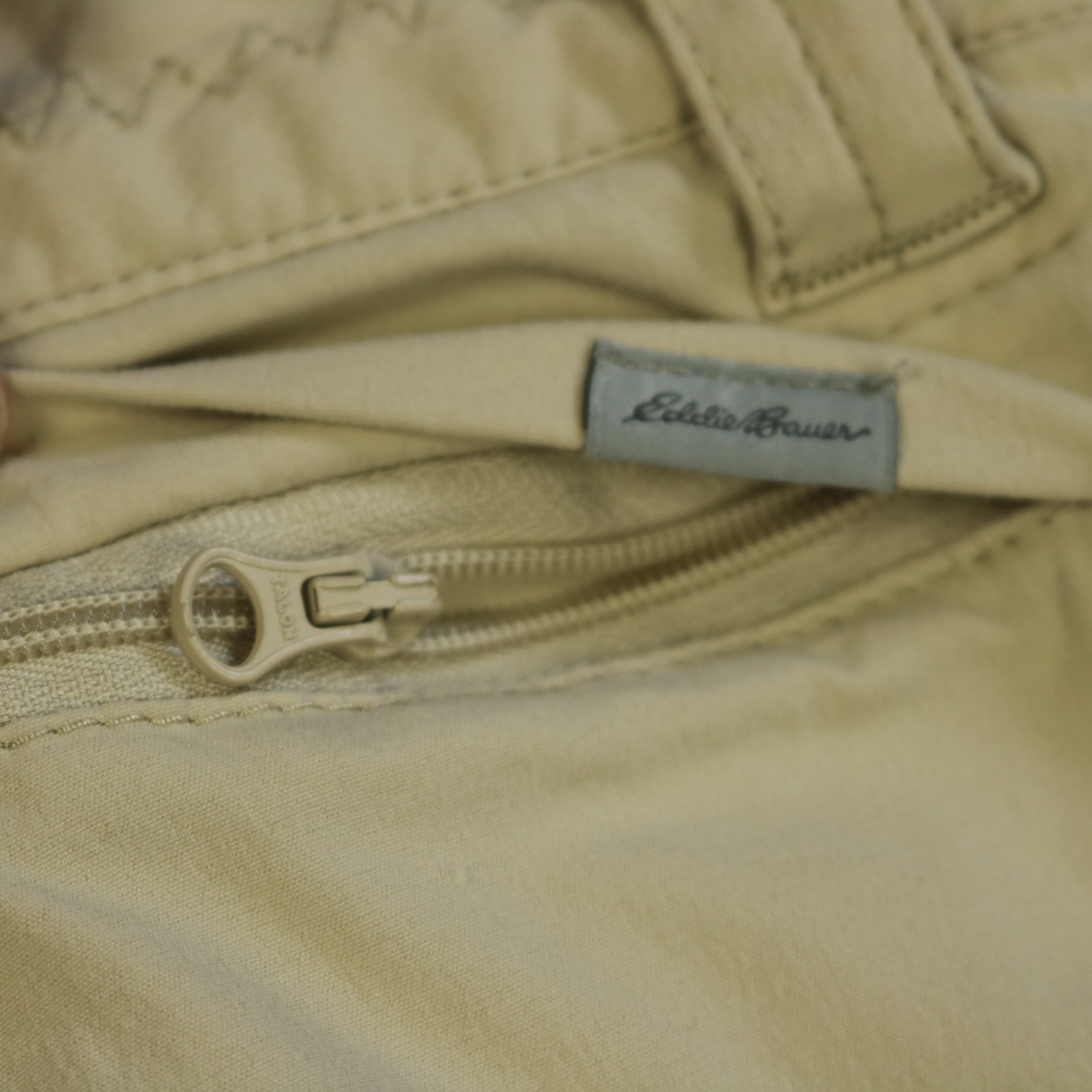 Eddie Bauer Travex Performance Short Low Rise Below-Knee Stretch Beige 2 30×20.5