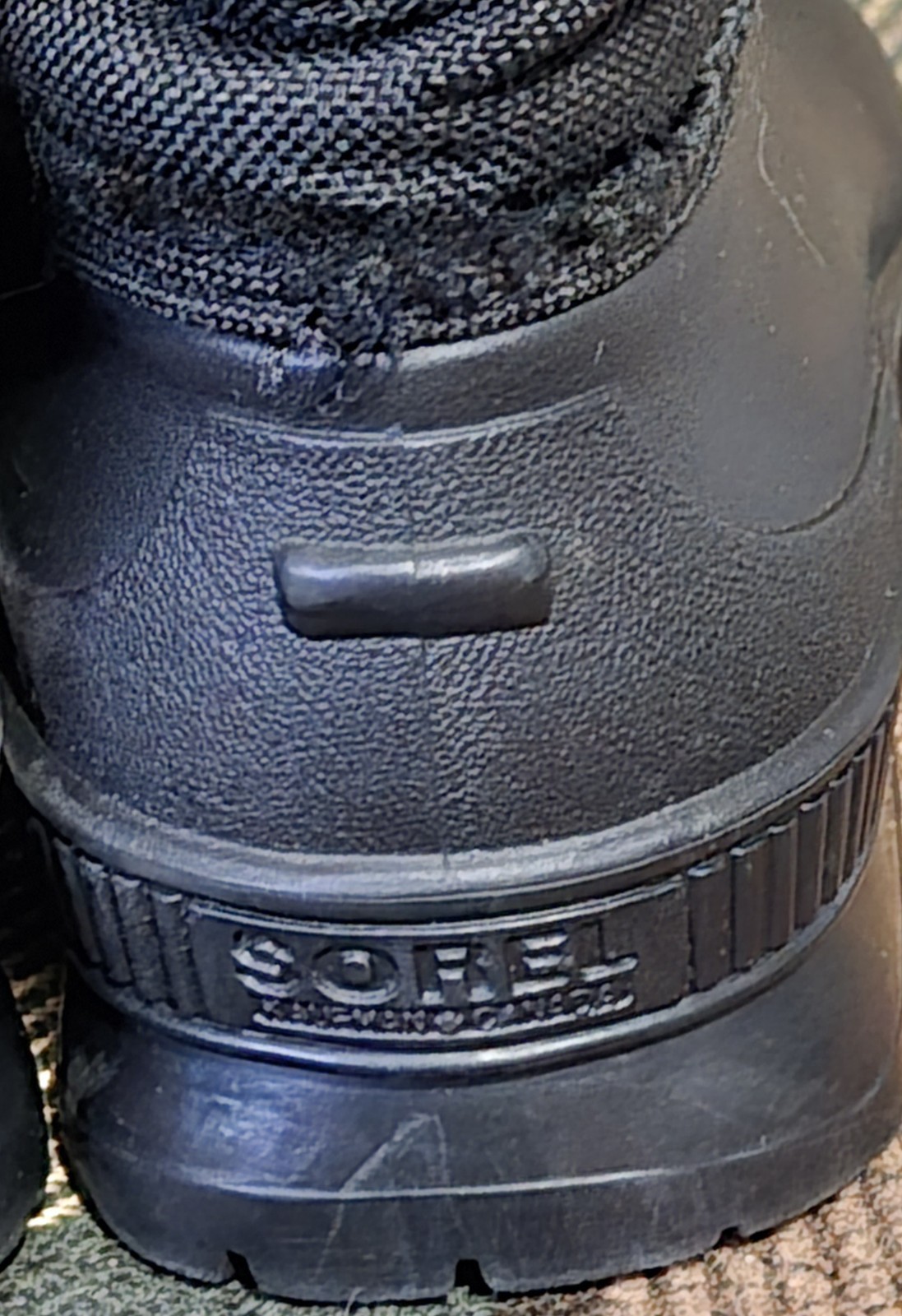 Vintage SOREL Kaufman Black Nylon & Rubber Winter Boots Faux Fur Trim Canada 6
